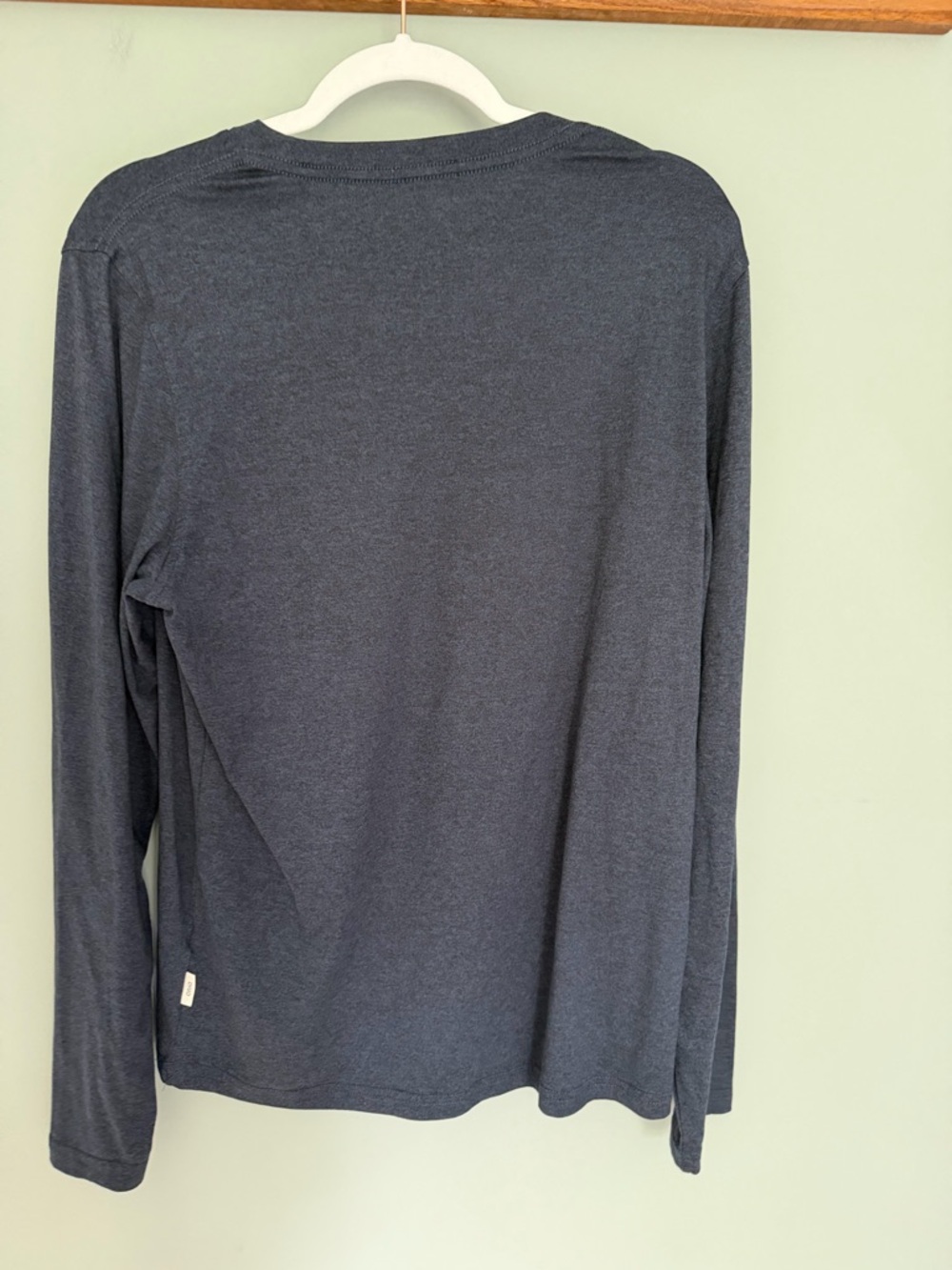 Onia "Sun Tee" Deep Indigo Long Sleeve Shirt Outdoor Casual Gorpcore - Picture 8 of 16